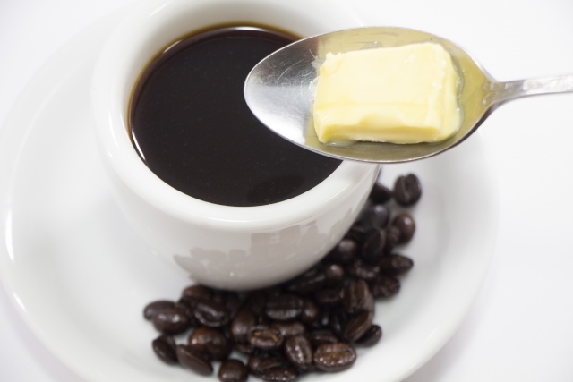 決定版 完全無欠コーヒー バターコーヒーの効果と簡単作り方 ジョブメンズラボ
